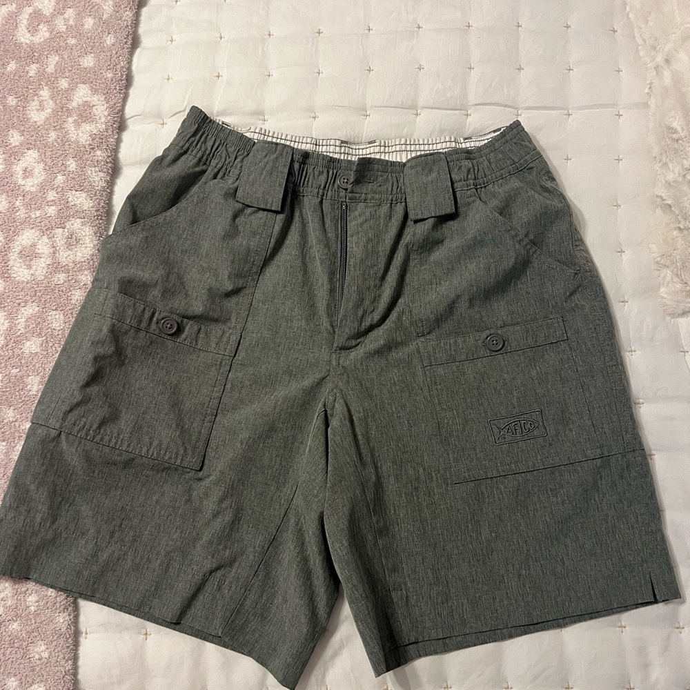 AFTCO Men's Gray Cargo Shorts